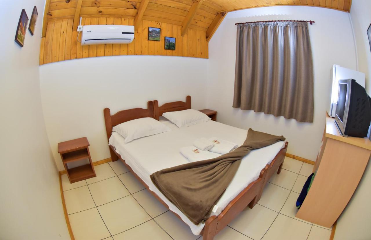 Hotel Vila Dos Alpes Трези-Тилиас Экстерьер фото